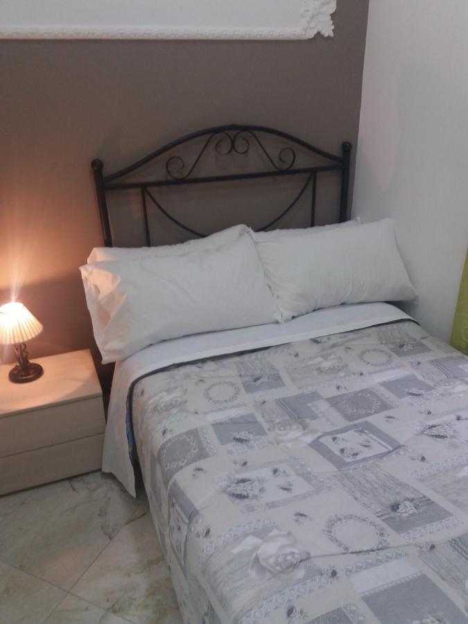 B&Bhotel Emmanuel Napoli Buitenkant foto