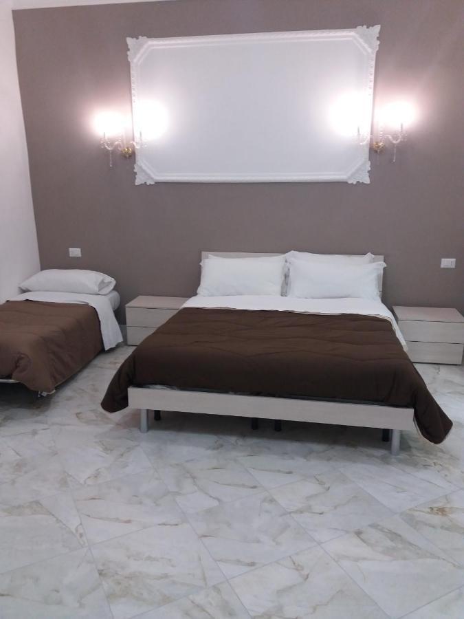 B&Bhotel Emmanuel Napoli Buitenkant foto