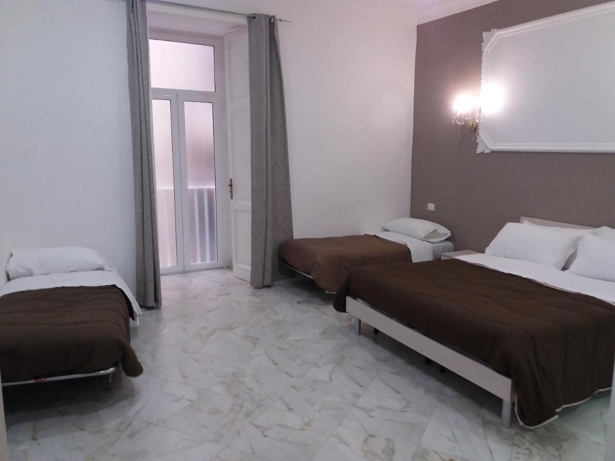 B&Bhotel Emmanuel Napoli Buitenkant foto