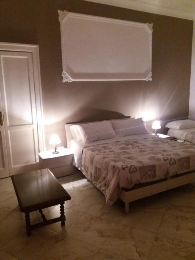 B&Bhotel Emmanuel Napoli Buitenkant foto